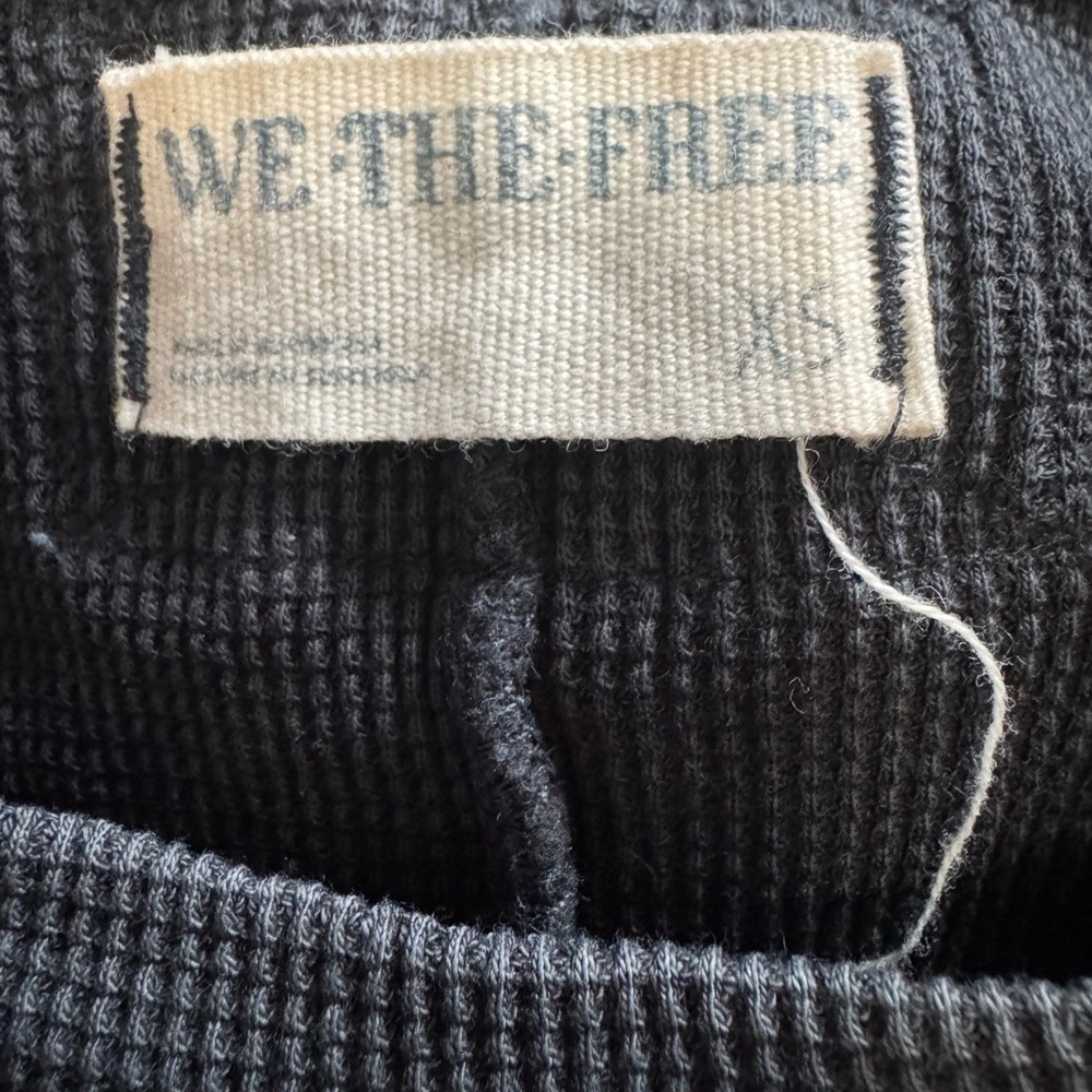 Free People We the Free Waffle Knit Long Sleeve Ruffle Hem Top in Charcoal XS - Picture 3 of 3